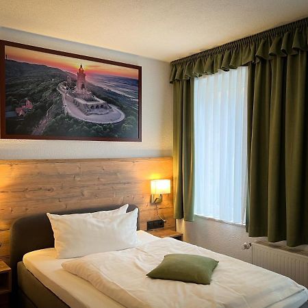 Hotel Friedchen Mit Eigener Fleischerei Artern Екстер'єр фото