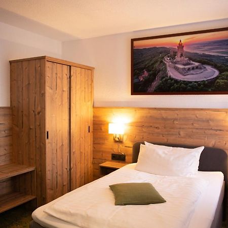 Hotel Friedchen Mit Eigener Fleischerei Artern Екстер'єр фото