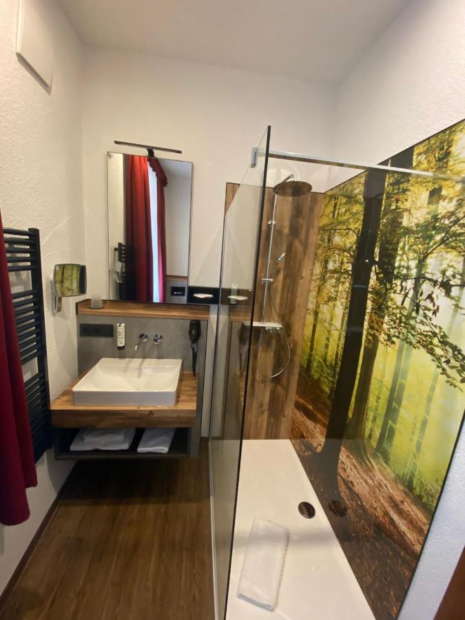 Hotel Friedchen Mit Eigener Fleischerei Artern Екстер'єр фото