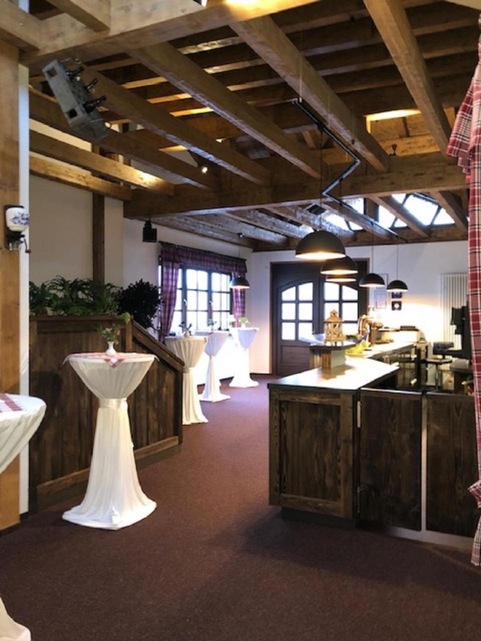 Hotel Friedchen Mit Eigener Fleischerei Artern Екстер'єр фото